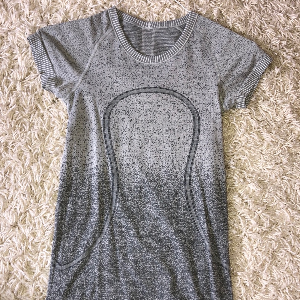 Lululemon shirt